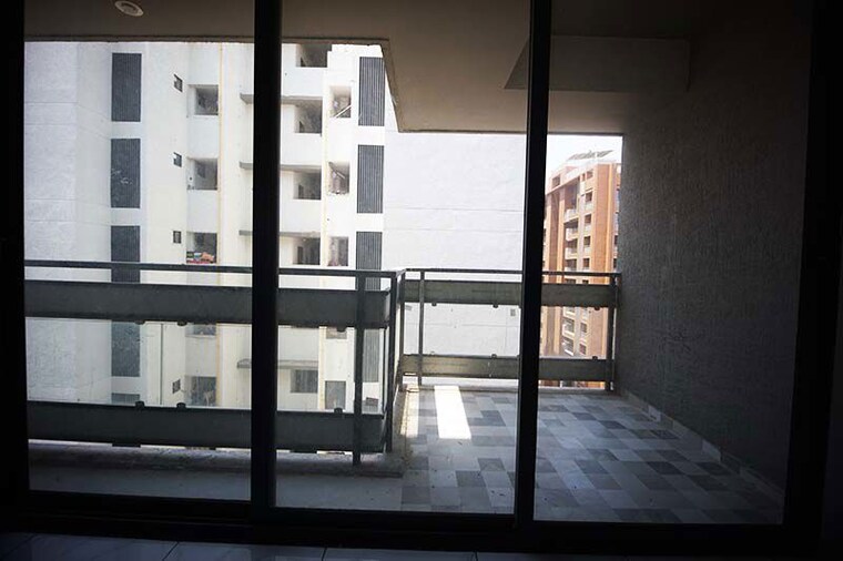 Room, sargasan 3 Bedroom 187 Sq.Yd. Apartment In Sargasan Gandhinagar 10591204