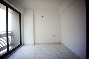 Room in 3 BHK Apartment at Sargasan – for Sale