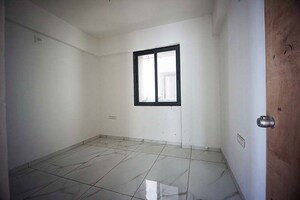Room in 3 BHK Apartment at Sargasan – for Sale