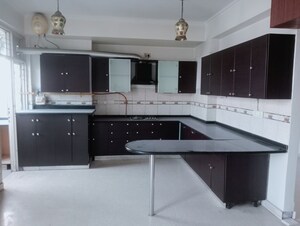 Kitchen in 3.5 BHK Apartment at Parsvnath Green Ville, Sector 48 – for Rent