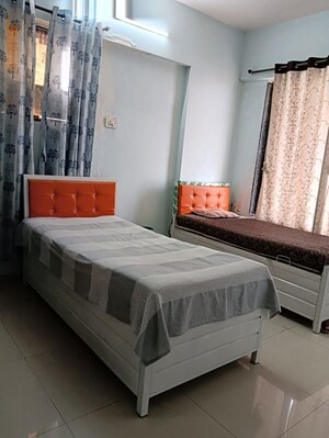Bedroom in  Pg at Powai – for Rent