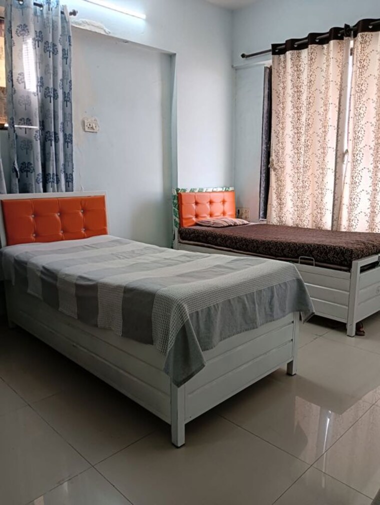 Bedroom, powai Pg For Boys & Girls In Powai 10591217