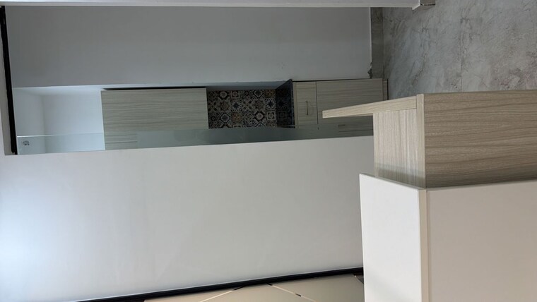 Kitchen, emaar-emerald-plaza Commercial Office Space 700 Sq.Ft. In Sector 65 Gurgaon 10591233