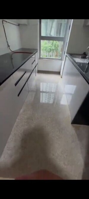 3 BHK Apartment For Rent in Kalpataru Immensa D, Kolshet Road