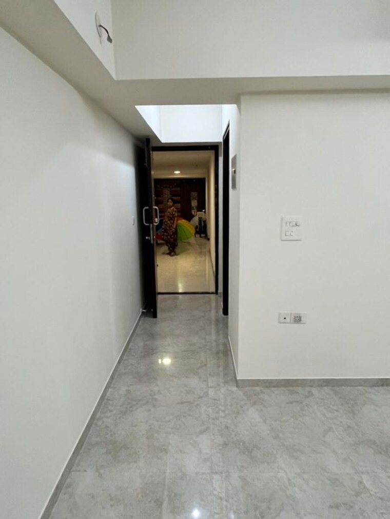 Cover Image, lodha-crown-kolshet 1 Bedroom 320 Sq.Ft. Apartment In Kolshet Road Thane 10591262