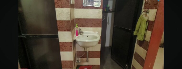 Bathroom, bhoomi-dhara 3 Bedroom 1100 Sq.Ft. Apartment In Kamothe Navi Mumbai 10587465