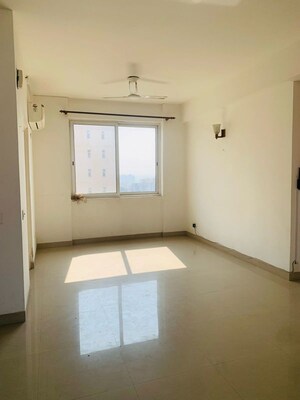 Room in 3 BHK Apartment at Alphacorp Gurgaon One 84, Sector 84 – for Sale