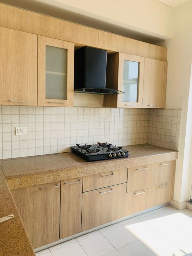 Kitchen, alphacorp-gurgaon-one-84 3 Bedroom 1963 Sq.Ft. Apartment In Sector 84 Gurgaon 10591236