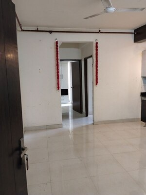 Room in 2 BHK Apartment at Signature Global The Roselia, Sector 95a – for Rent