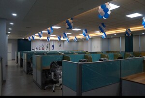  Office Space For Sale in Mighty Universal Business Park, Andheri East