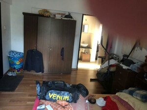 Bedroom in 3 BHK Apartment at Bhusari Colony – for Rent