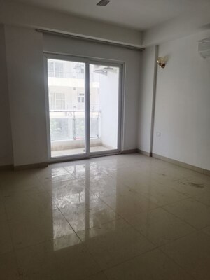 Room in 4 BHK Apartment at SS Linden, Sector 84 – for Sale