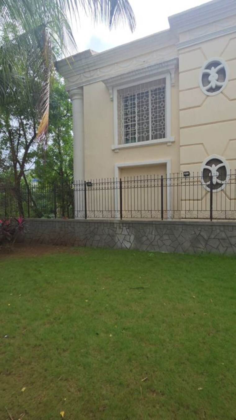 Garden, bhimjyani-verraton 5 Bedroom 5280 Sq.Ft. Villa In Manpada Thane 10591295