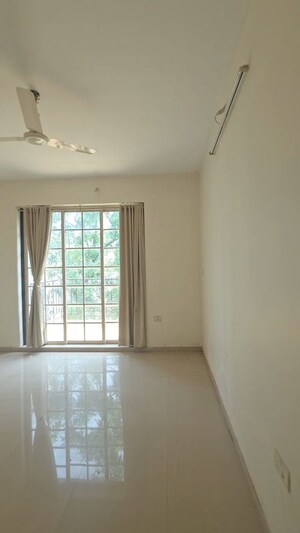 Room in 5 BHK Villa at Bhimjyani Verraton, Manpada – for Sale