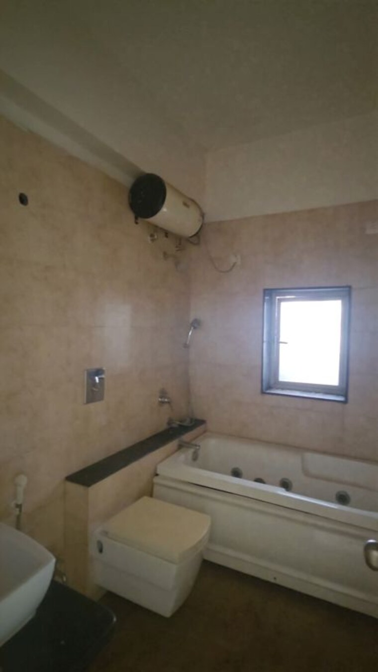 Bathroom, bhimjyani-verraton 5 Bedroom 5280 Sq.Ft. Villa In Manpada Thane 10591295