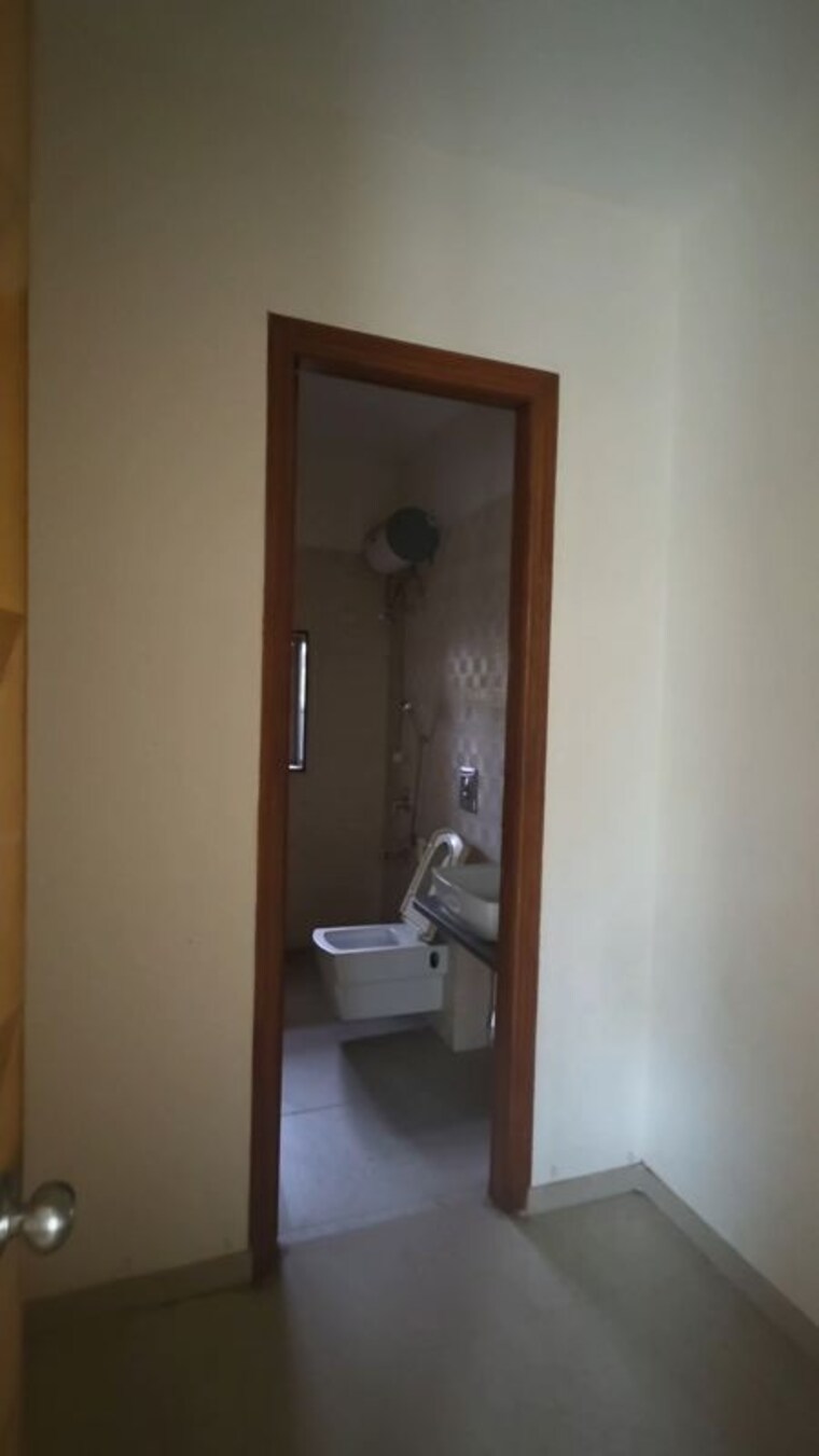 Master Bedroom, bhimjyani-verraton 5 Bedroom 5280 Sq.Ft. Villa In Manpada Thane 10591295