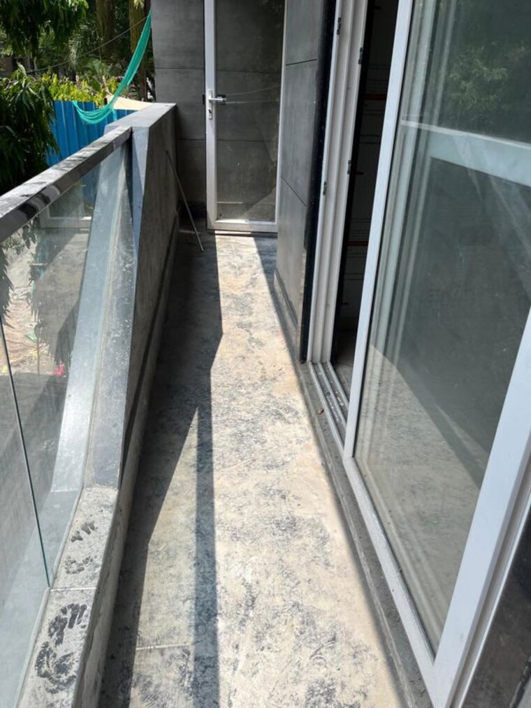 Balcony, new rajinder nagar 3 Bedroom 125 Sq.Yd. Builder Floor In New Rajinder Nagar Delhi 10591291