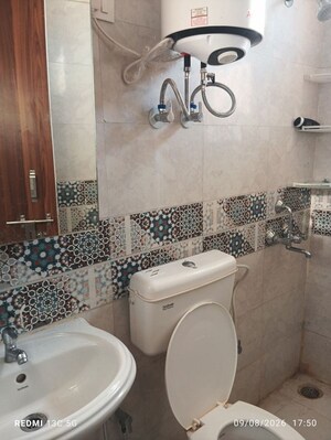 Bathroom in 2 BHK Apartment at Signature Global Prime, Sector 63a – for Sale
