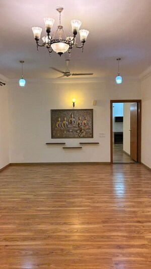 Room in 4 BHK Penthouse at Prestige Shantiniketan, Whitefield – for Rent