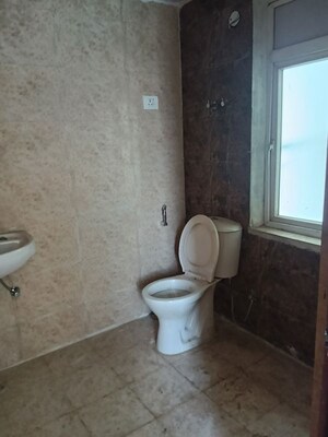 Bathroom in 2 BHK Apartment at Amrapali Dream Valley – for Rent