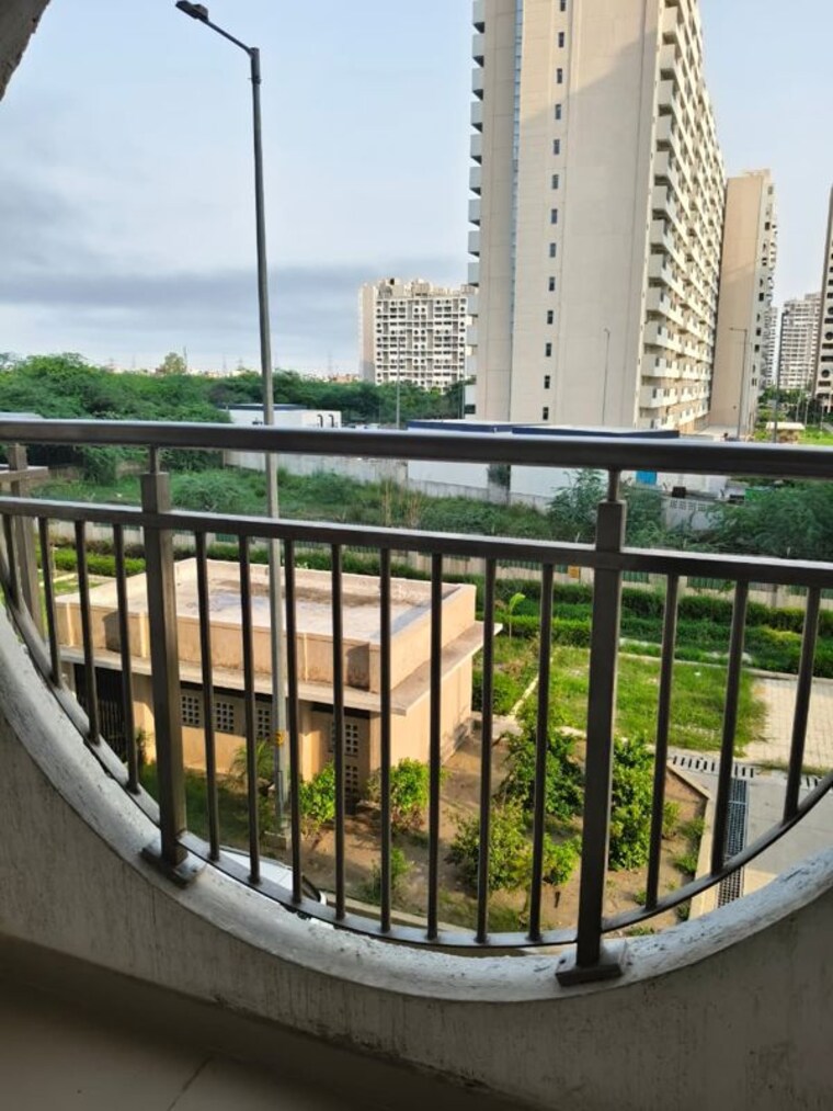 Balcony, godrej-nature-plus 3 Bedroom 1385 Sq.Ft. Apartment In Sohna Sector 33 Gurgaon 10591344