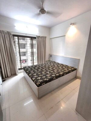 Bedroom in 2 BHK Apartment at Basera CHS, Andheri West – for Rent