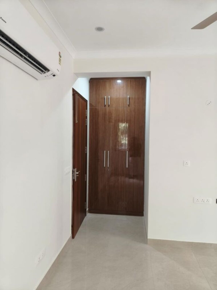Room, dlf-exclusive-floors 2 Bedroom 1250 Sq.Ft. Apartment In Sector 53 Gurgaon 10591362