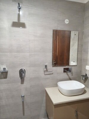 Bathroom in 2 BHK Apartment at DLF Exclusive Floors, Sector 53 – for Rent