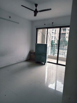 Room in 3 BHK Apartment at Goodwill Paradise, Kharghar – for Rent