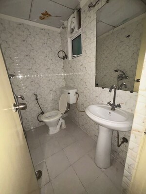 Bathroom in 3.5 BHK Apartment at Gaur City 2 - 16th Avenue, Sector 16c Greater Noida – for Sale