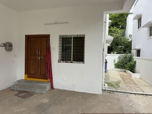 Room in 4 BHK Villa at Sainikpuri – for Sale