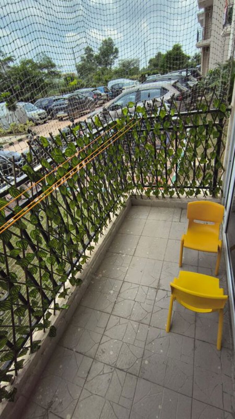 Balcony, signature-global-proxima-phase-2 2 Bedroom 850 Sq.Ft. Apartment In Sector 89 Gurgaon 10591374