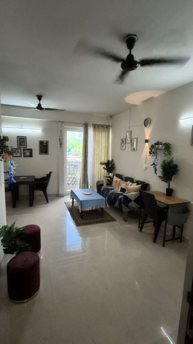Living Room, signature-global-proxima-phase-2 2 Bedroom 850 Sq.Ft. Apartment In Sector 89 Gurgaon 10591374