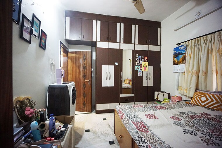 Bedroom, shahibagh 3 Bedroom 166 Sq.Yd. Apartment In Shahibagh Ahmedabad 10591395