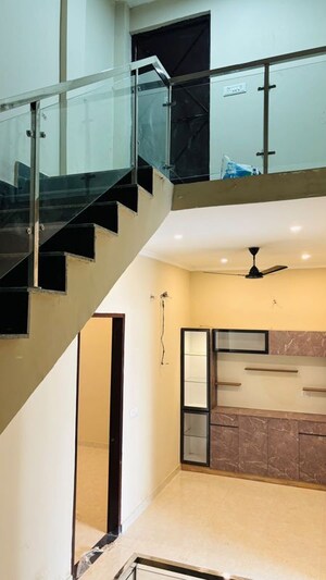  3.5 BHK Villa at Sector 16 – for Sale