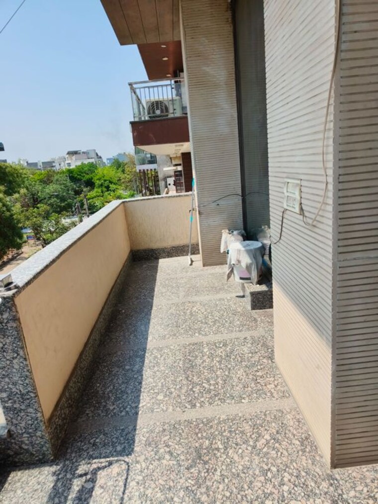 Balcony, ansal-palam-triangle 3 Bedroom 1800 Sq.Ft. Builder Floor In Palam Vihar Extension Gurgaon 10591413