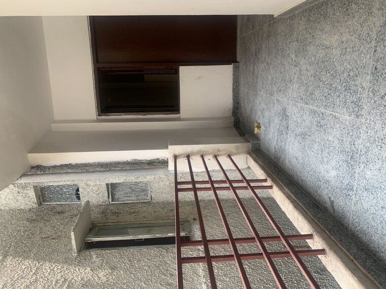 undefined, south delhi Studio 350 Sq.Ft. Apartment In South Delhi Delhi 10591426
