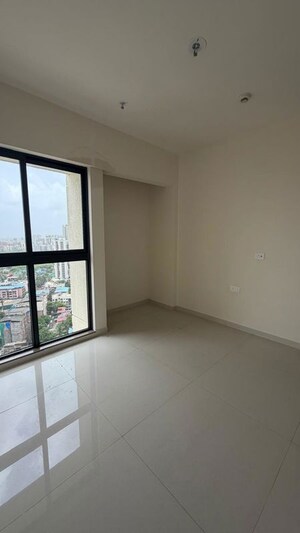 2 BHK Apartment For Rent in Lodha Casa Supremo, Mira Road East