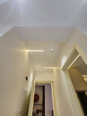 Furnished Amenities in 3 BHK Apartment at Sector 4 Dwarka – for Rent