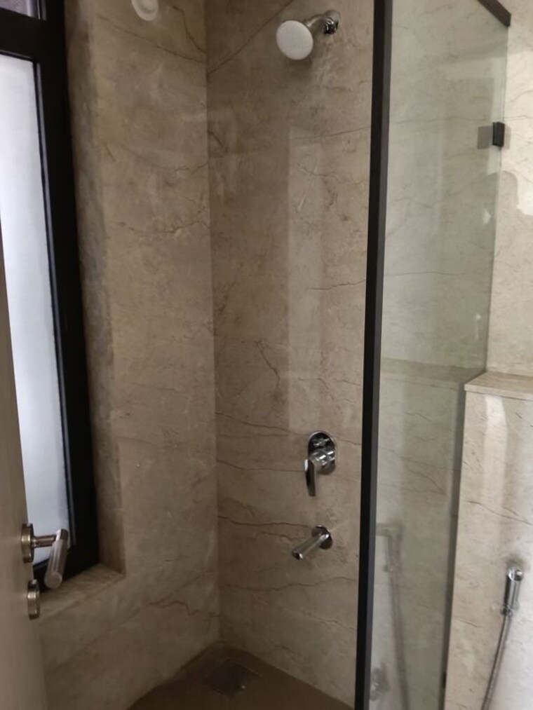 Bathroom, ms-gateway 2 Bedroom 770 Sq.Ft. Apartment In Juhu Road Mumbai 10591456