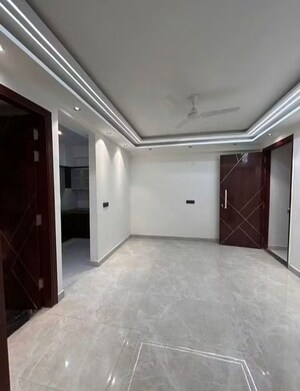 Room in 2 BHK Builder Floor at Chattarpur – for Rent
