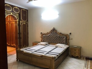 Bedroom in 6 BHK Independent House at Sector 21 – for Rent