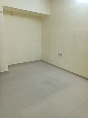 Room in 1 BHK Apartment at Metropolis Bayside, Kasarvadavali – for Rent