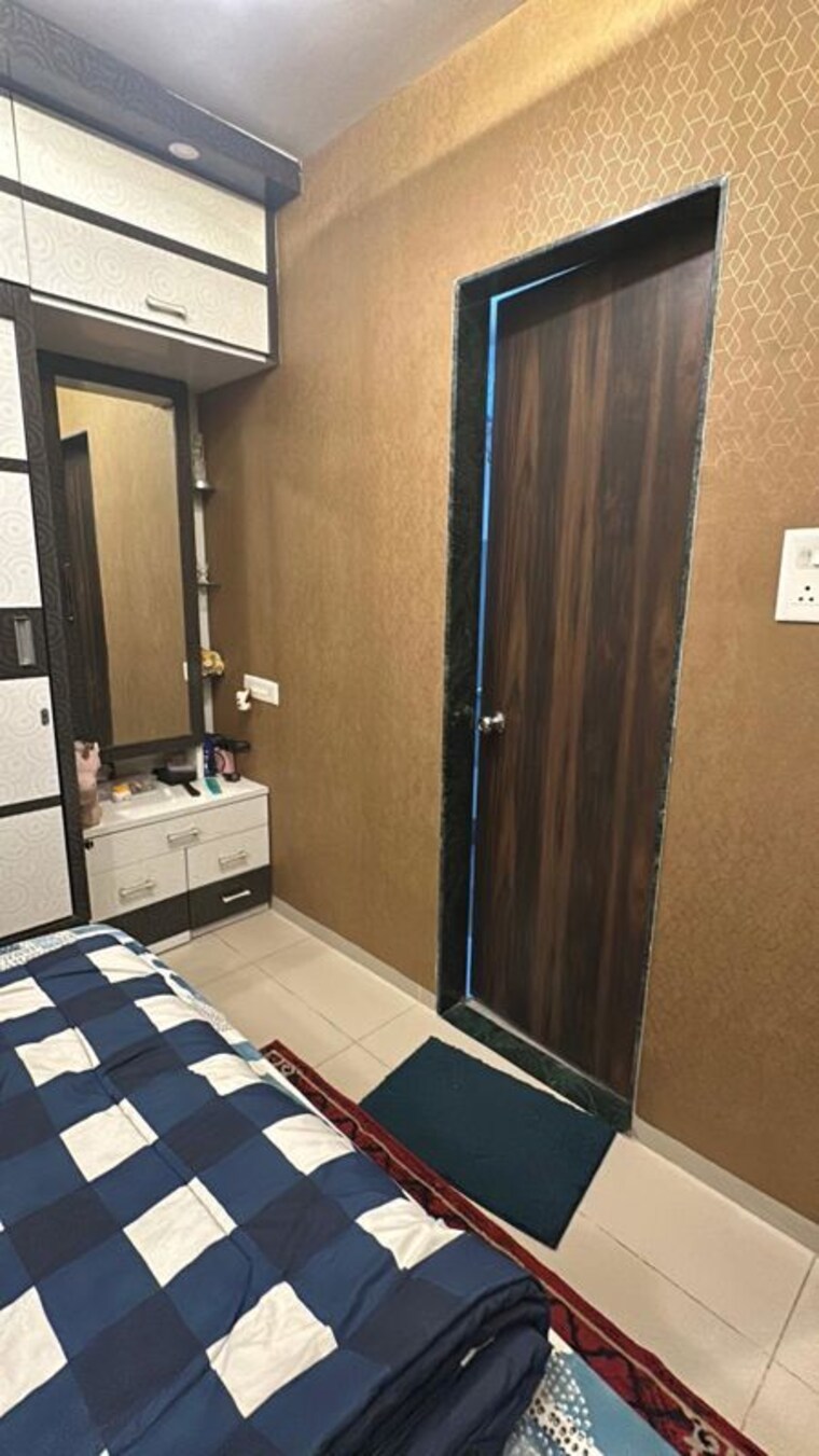 Bathroom, karan-sara 2 Bedroom 1000 Sq.Ft. Apartment In Baner Pune 10591474