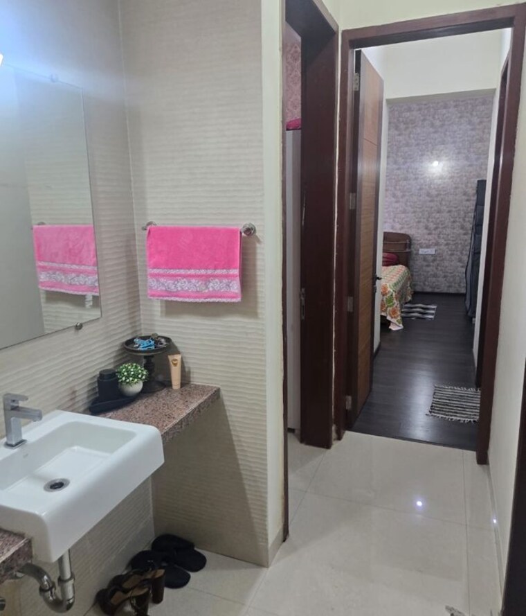 Bathroom, paradise-sai-world-empire 3 Bedroom 1600 Sq.Ft. Apartment In Kharghar Navi Mumbai 10591505