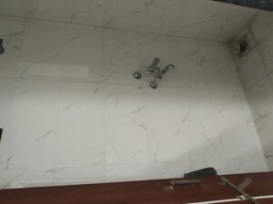 Room in 1 BHK Apartment at Fergusson College Road – for Rent