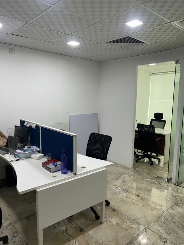 Team Area, supertech-supernova-astralis Commercial Office Space 540 Sq.Ft. In Sector 94 Noida 10517545