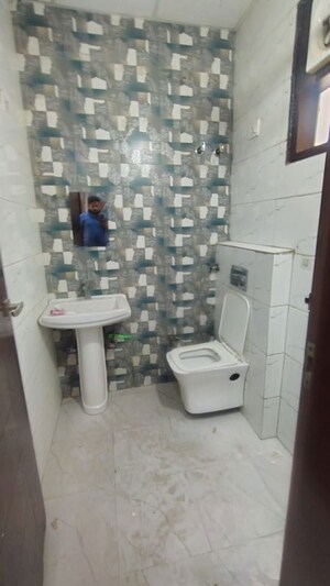 Bathroom in 3 BHK Builder Floor at Vasundhara Sector 5 – for Sale
