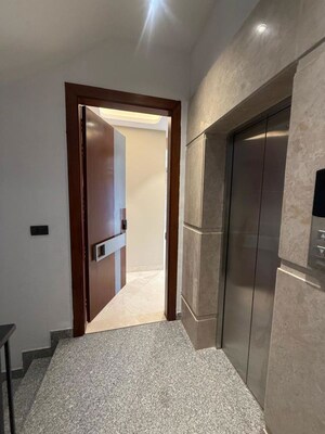3 BHK Builder Floor – Entrance View at Kalkaji - for Sale