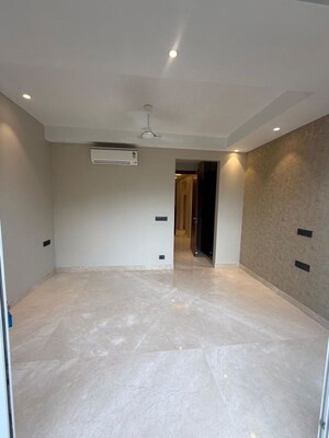 Room in 3 BHK Builder Floor at Kalkaji – for Sale